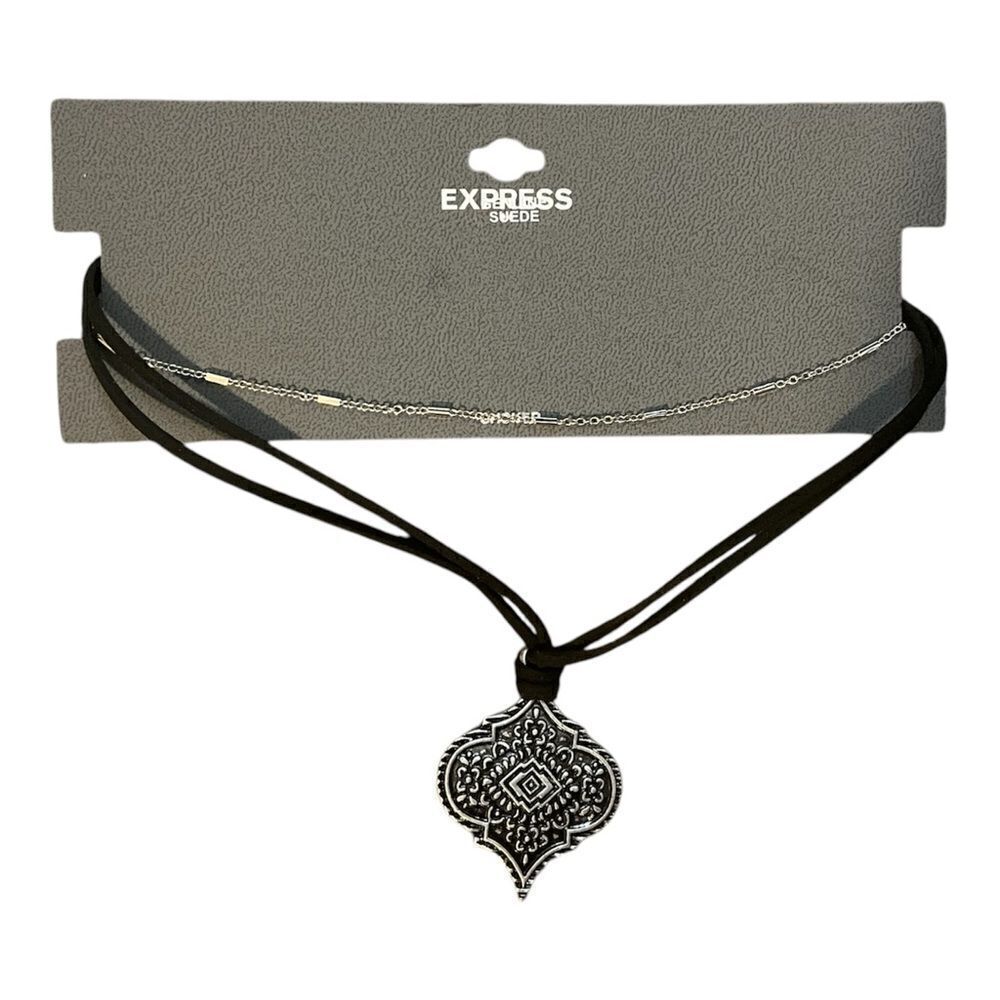 Express suede choker NWT